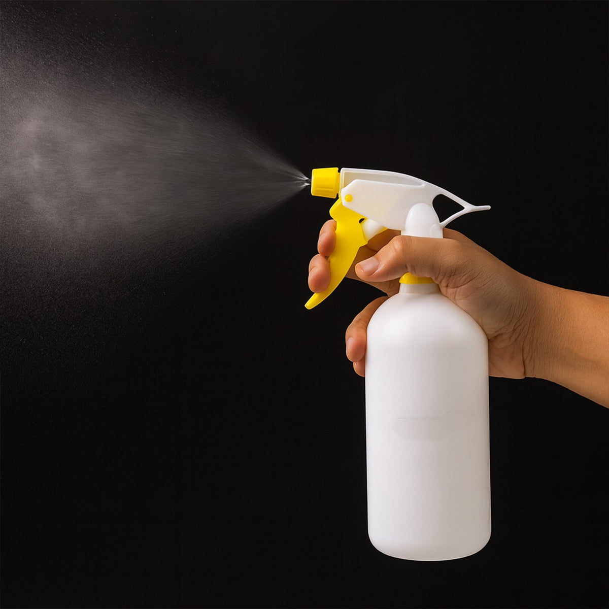 Plastic Spray Bottle (500 ML)